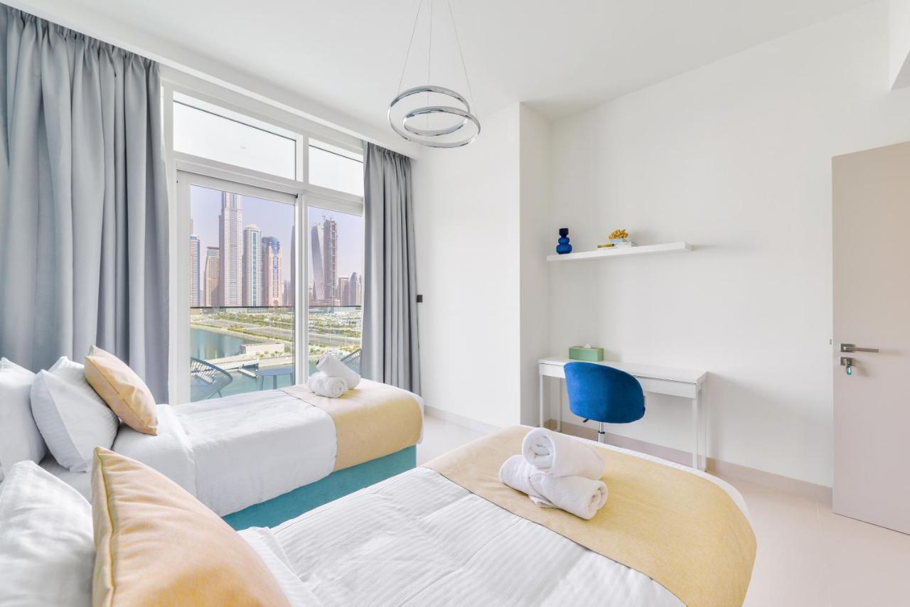 Ultra Luxury Emaar Beachfront - Private Beach And Pool Dubai Luaran gambar