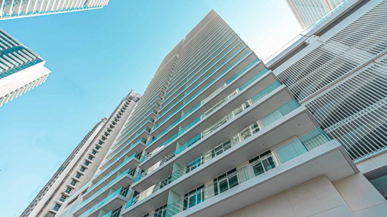 Ultra Luxury Emaar Beachfront - Private Beach And Pool Dubai Luaran gambar