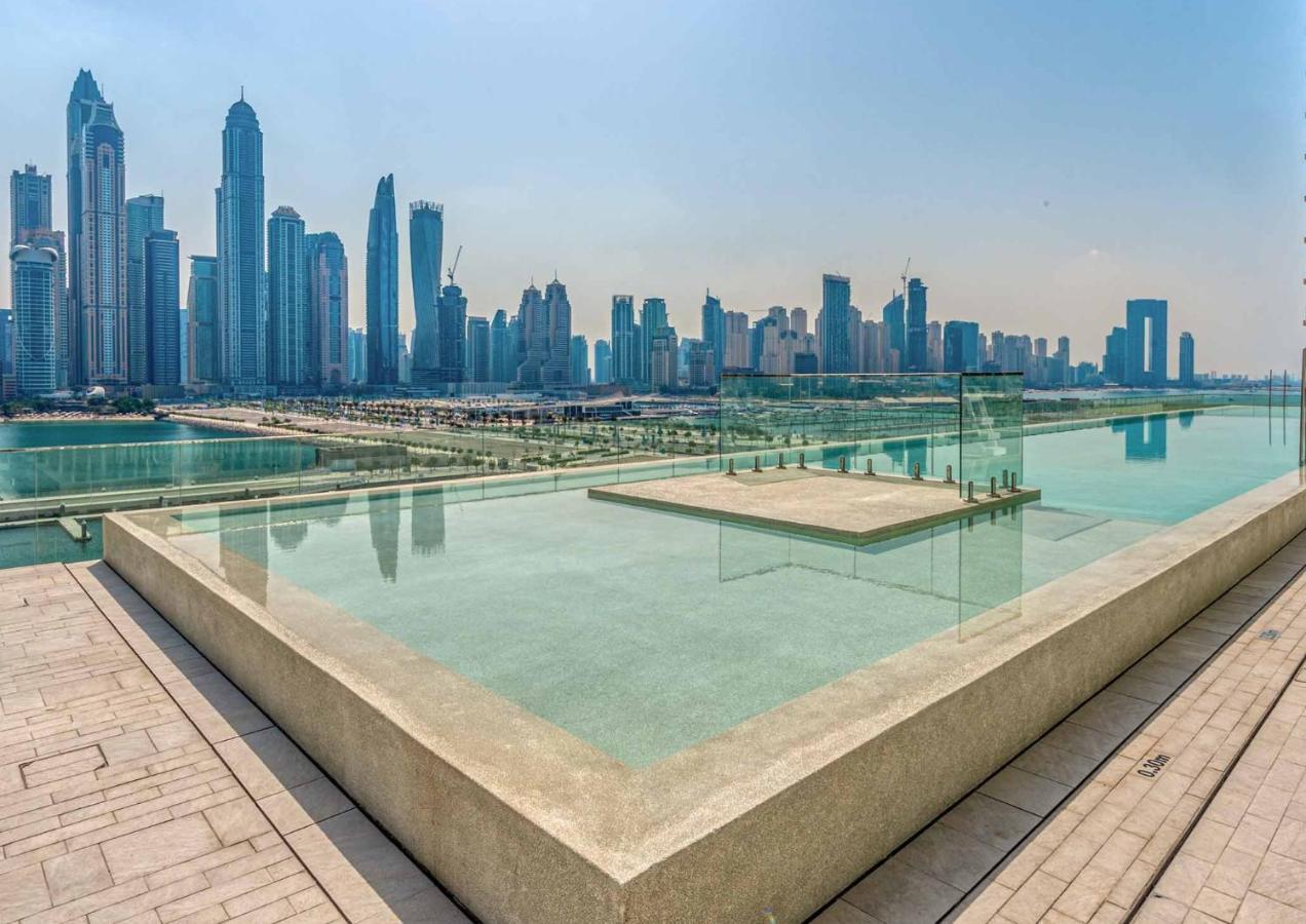Ultra Luxury Emaar Beachfront - Private Beach And Pool Dubai Luaran gambar
