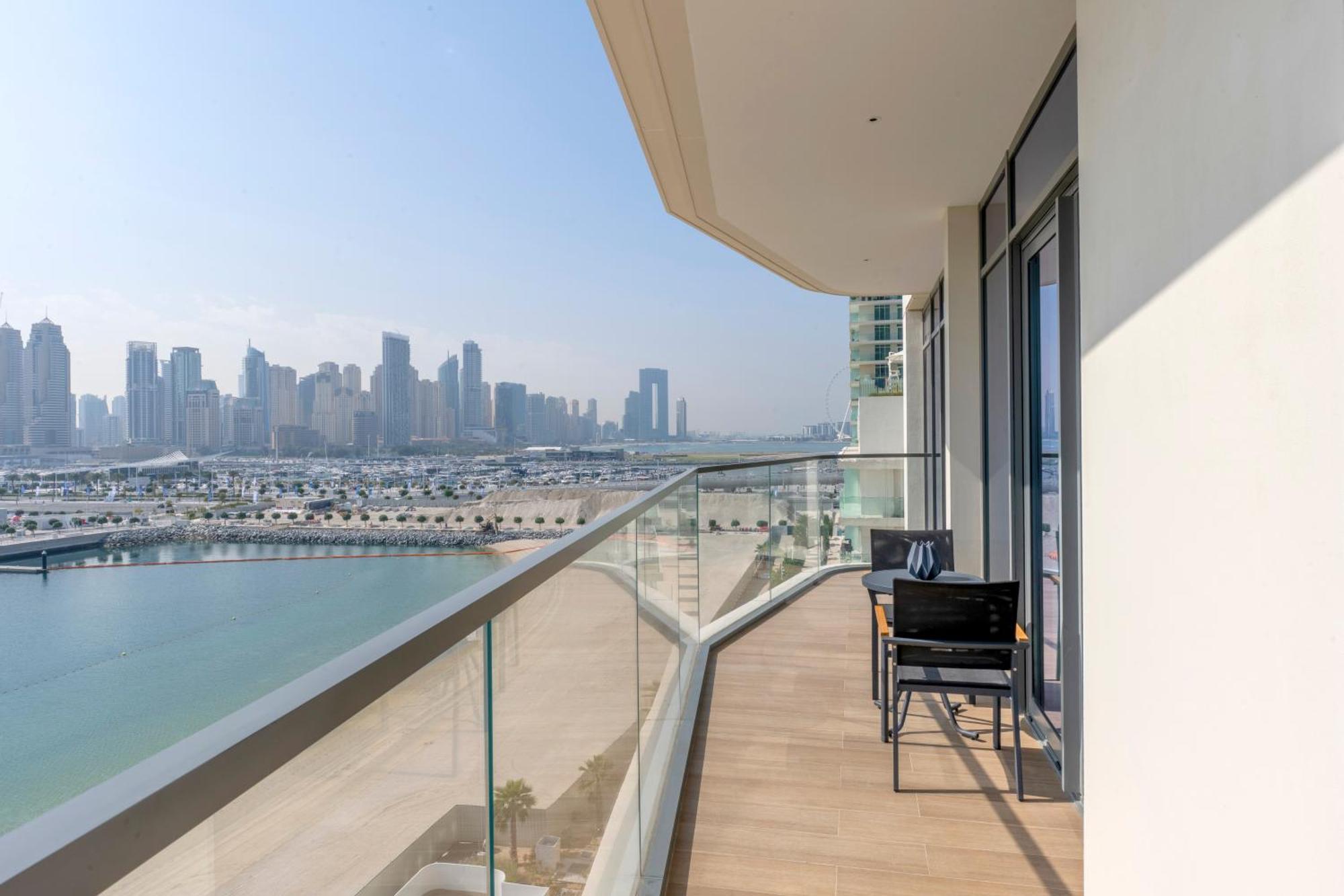 Ultra Luxury Emaar Beachfront - Private Beach And Pool Dubai Luaran gambar