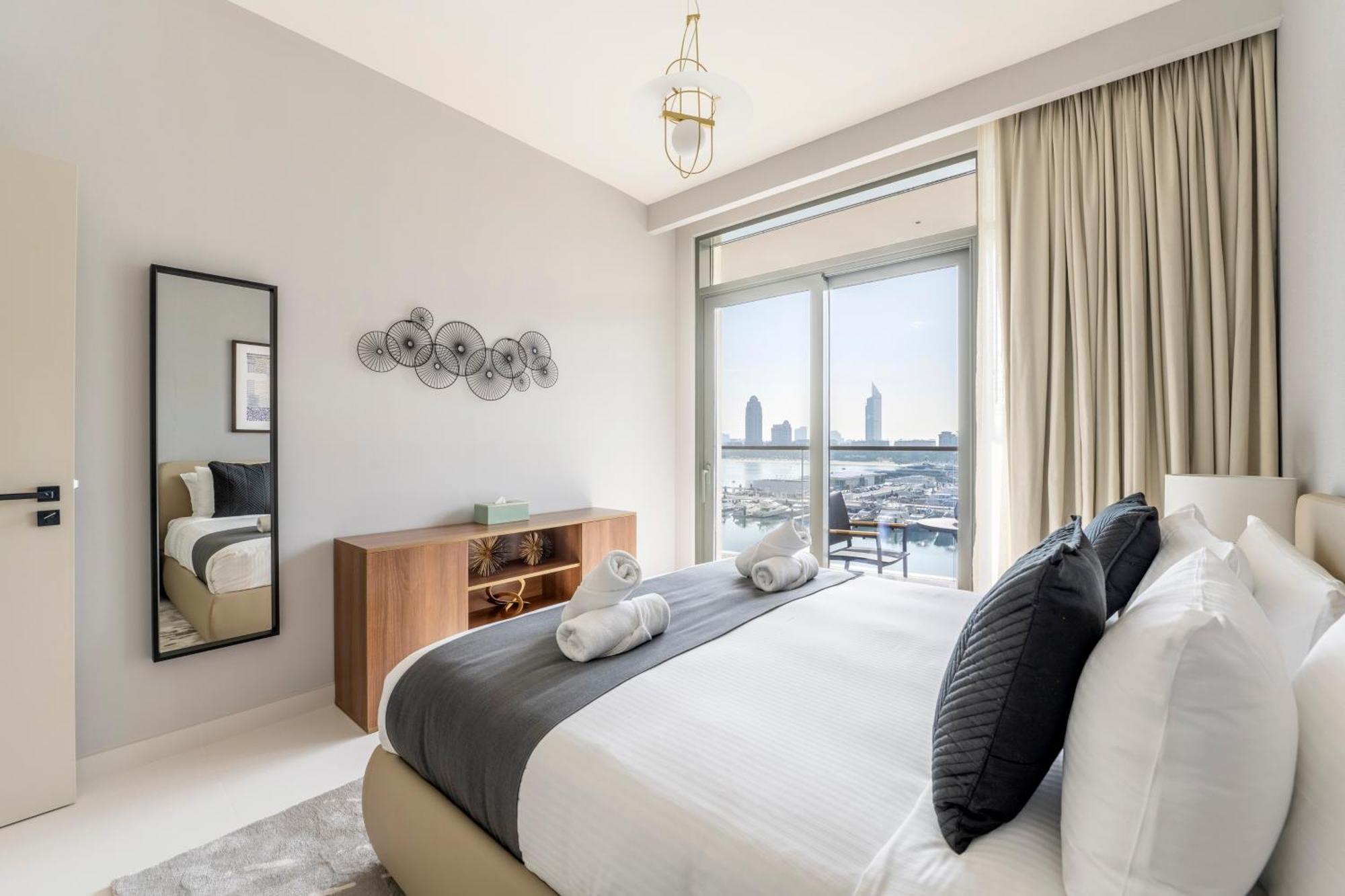 Ultra Luxury Emaar Beachfront - Private Beach And Pool Dubai Luaran gambar